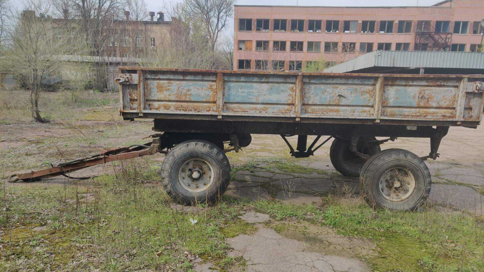 Продам причіп тракторний 2ПТС-4