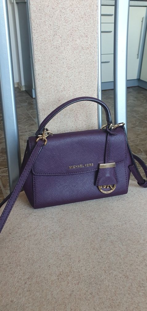 Сумка Michael Kors Ava