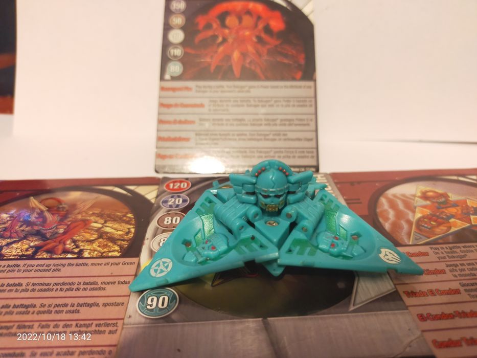 Figurka Bakugan ® płapka wraz z 4 kartami do bwbugana płapki