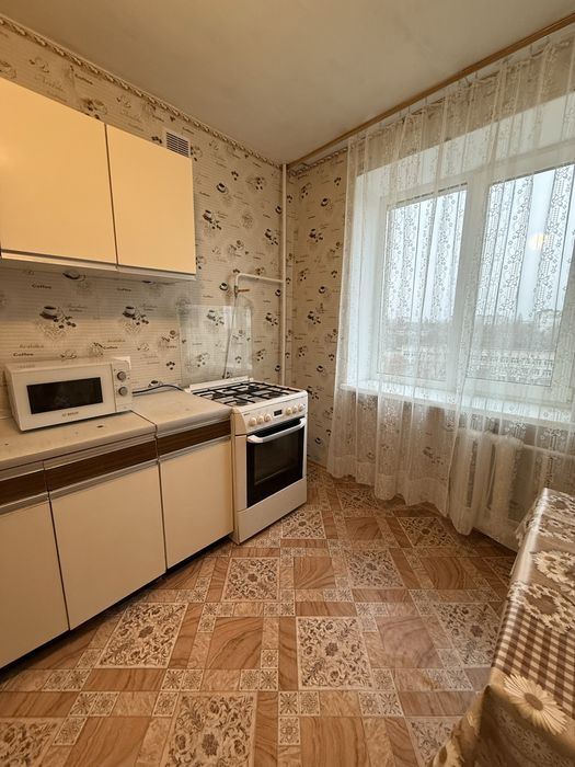 Здам в оренду двокімнатну квартиру по пр-ту Михайла Грушевського