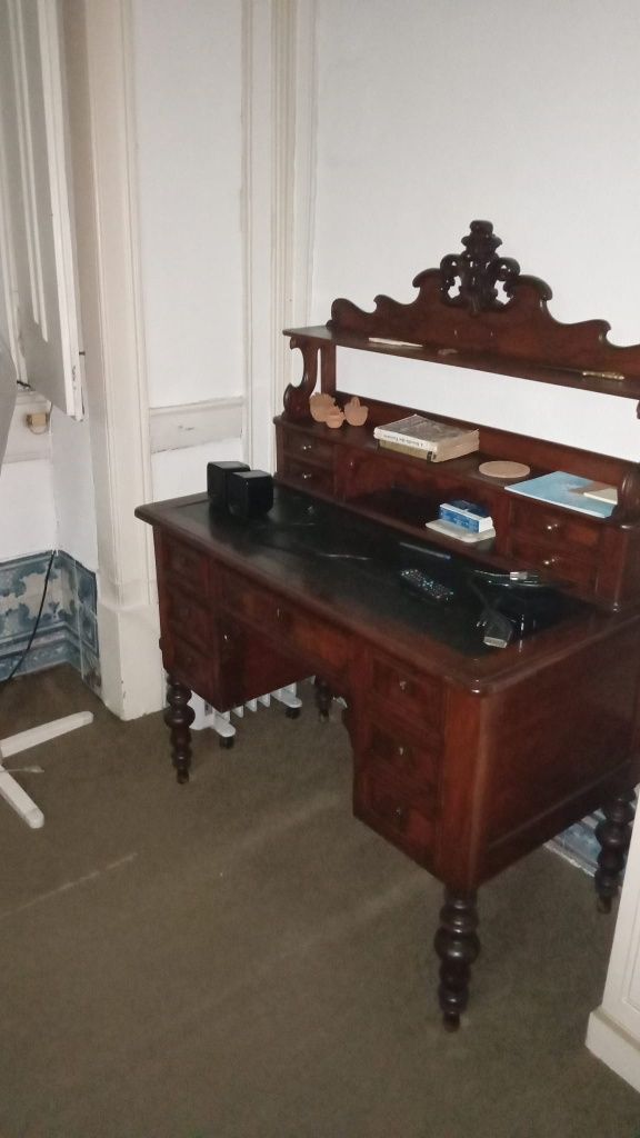 Cómoda, roupeiro, mesa, secretária, móvel, telefonia