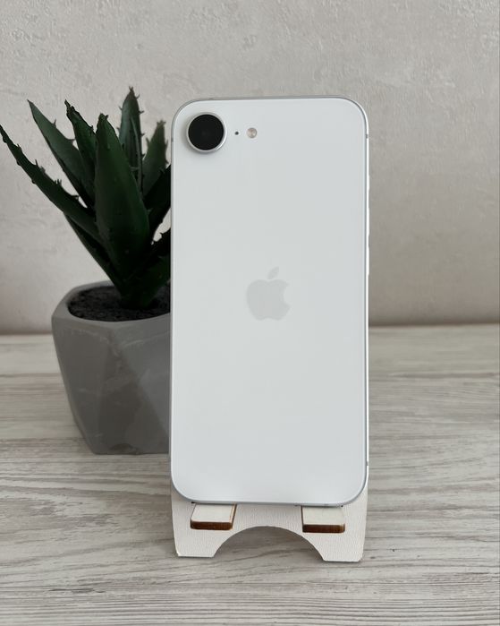 Як новий! = iPhone 16e | 128gb | Neverlock | Акумулятор 100% | White