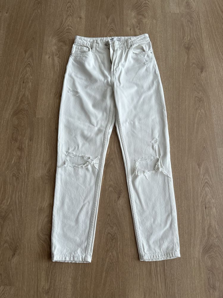 Джинси Mom Bershka 34 розмір