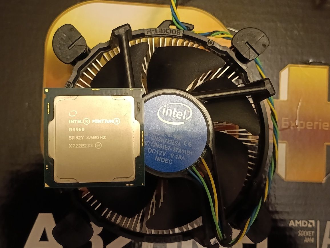 intel g4560 /кулер/ DDR4 8gb/ 2x4гб