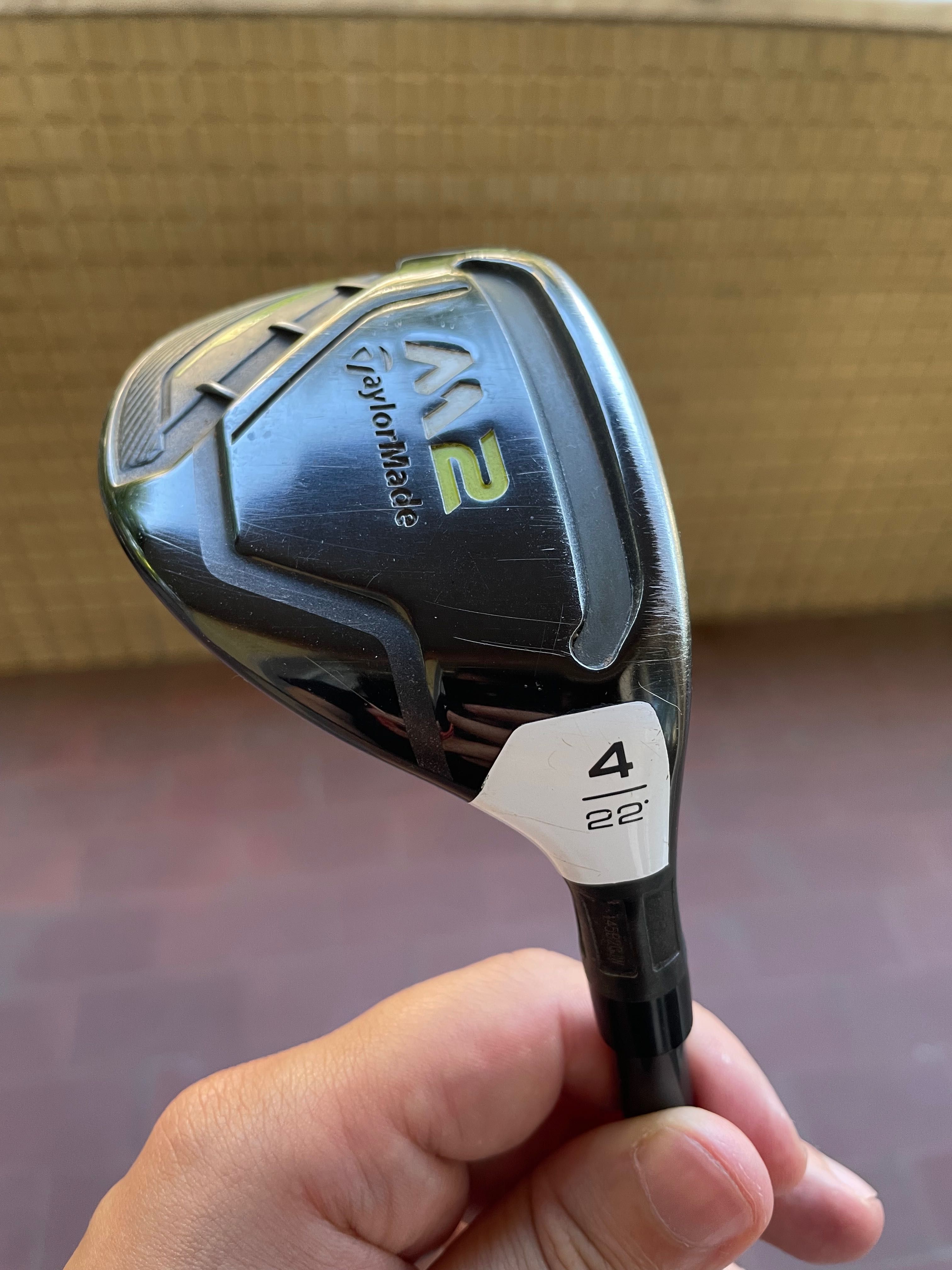 Taco de Golfe - Taylormade M2 - Híbrido 4