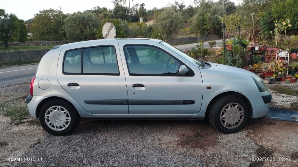 Renault Clio 2002 1.1