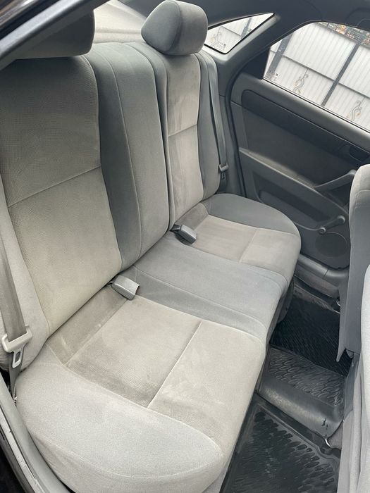 Chevrolet lacetti 2012 рік.в рідній фарбі.