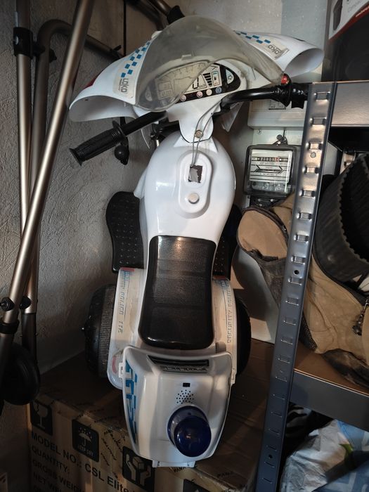 Motor na akumulator elektryczny