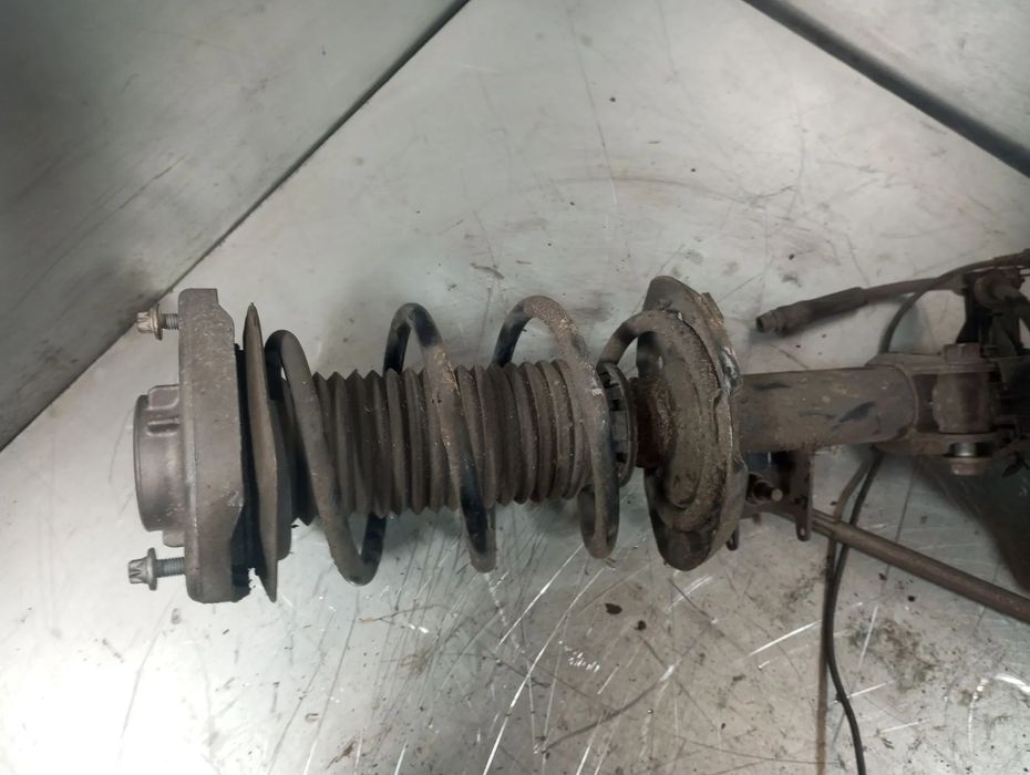 Amortecedor frente esquerdo MERCEDES-BENZ Classe A (W176)