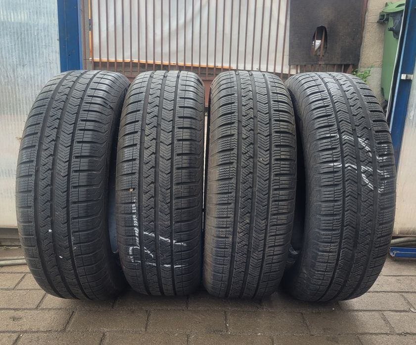 Opony Całoroczne VREDESTEIN 195/65R15 91T