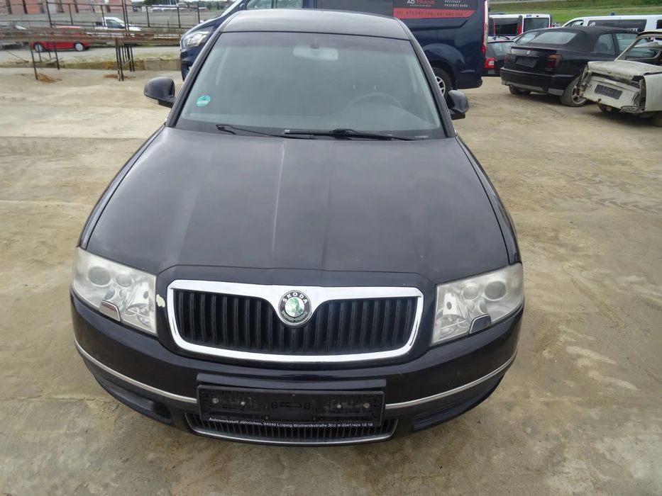 skoda superb 2007 lakier(9910) na czesci  maska zderzak błotnik klapa drzwi