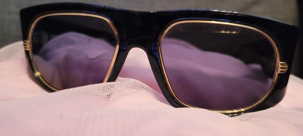 Okulary przeciwsłoneczne Yveş Saint Laurent