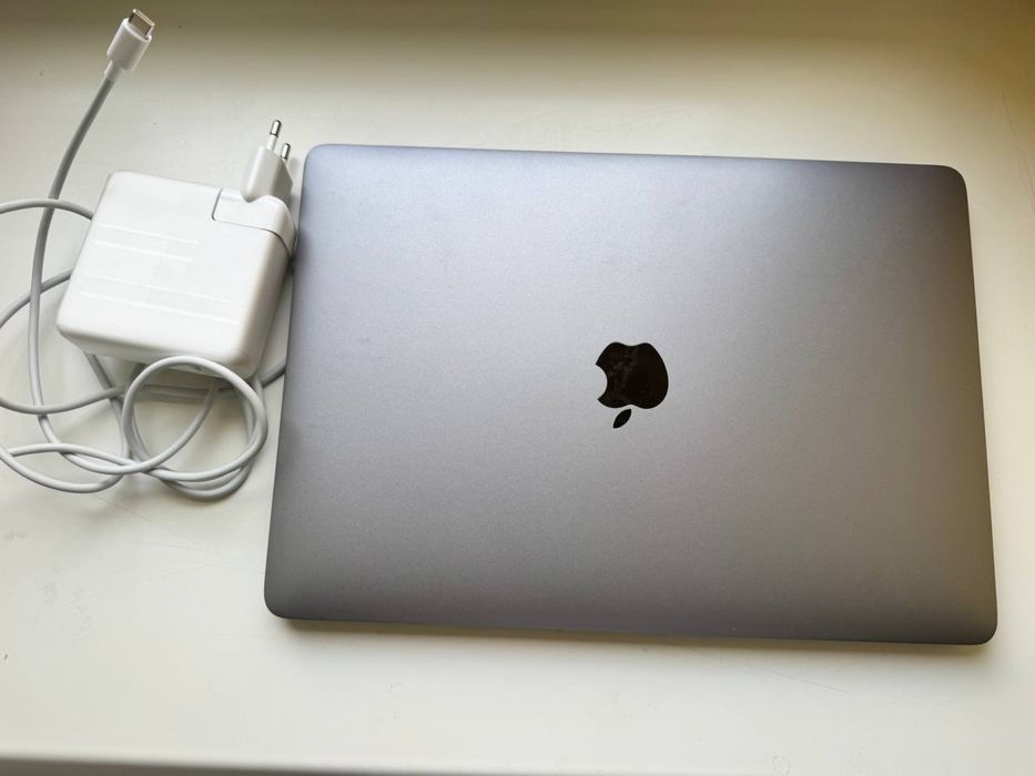 MacBook pro m1 8/512 gb