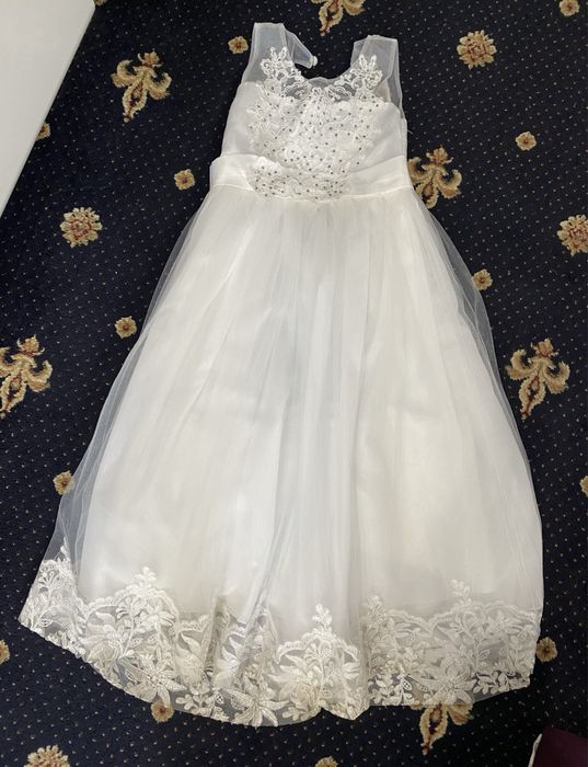 Плаття на свята як нові