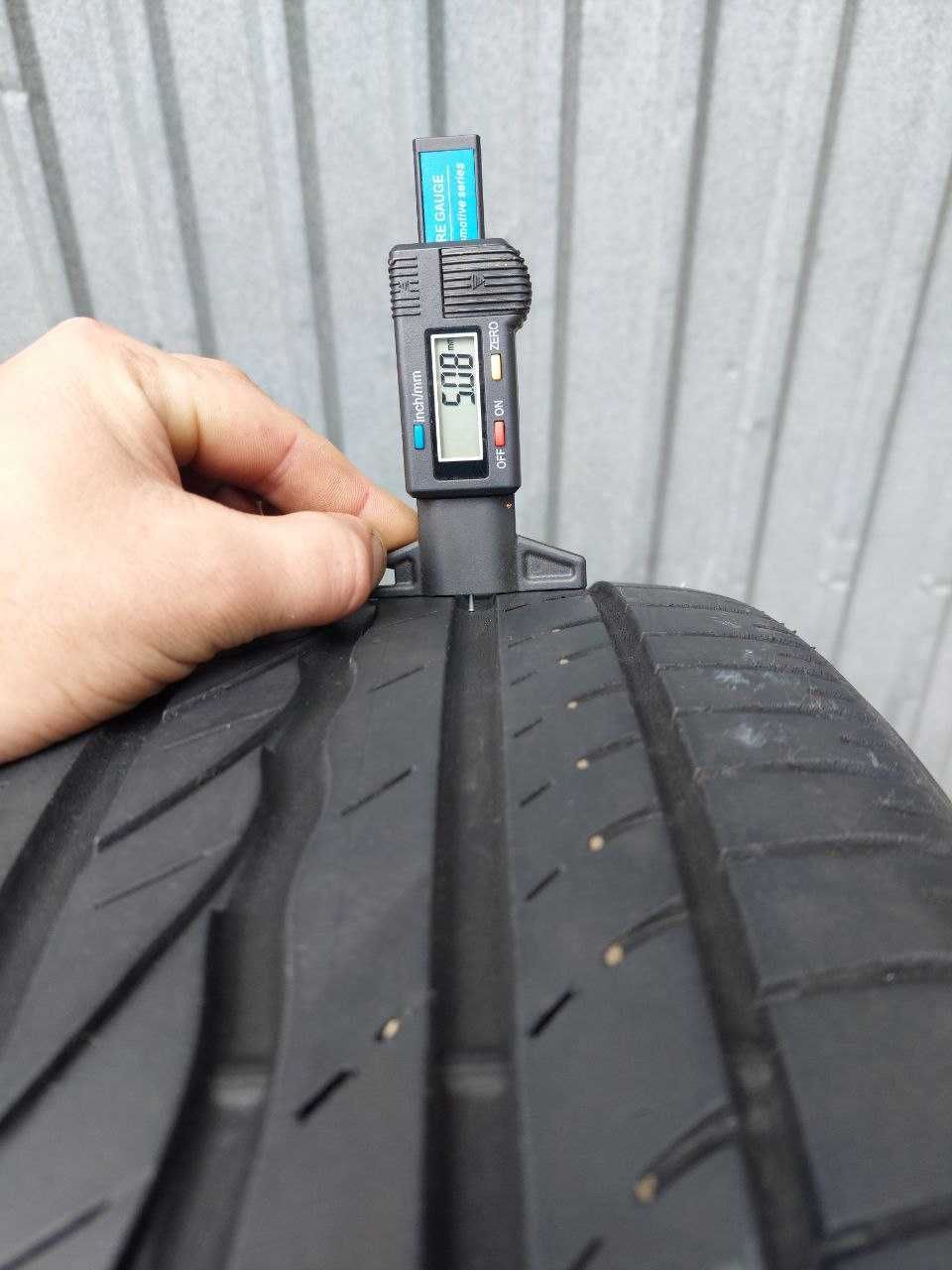 Резина Шини 215 45 R16 Bridgestone Turanza ER300