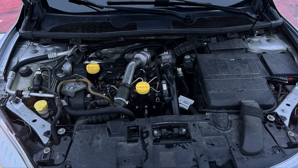 Продаю Рено Меган 3.