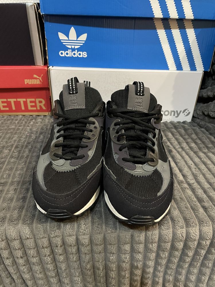 Кросівки Nike  AIR MAX 90 FUTURA 36 (22,5см) оригінал