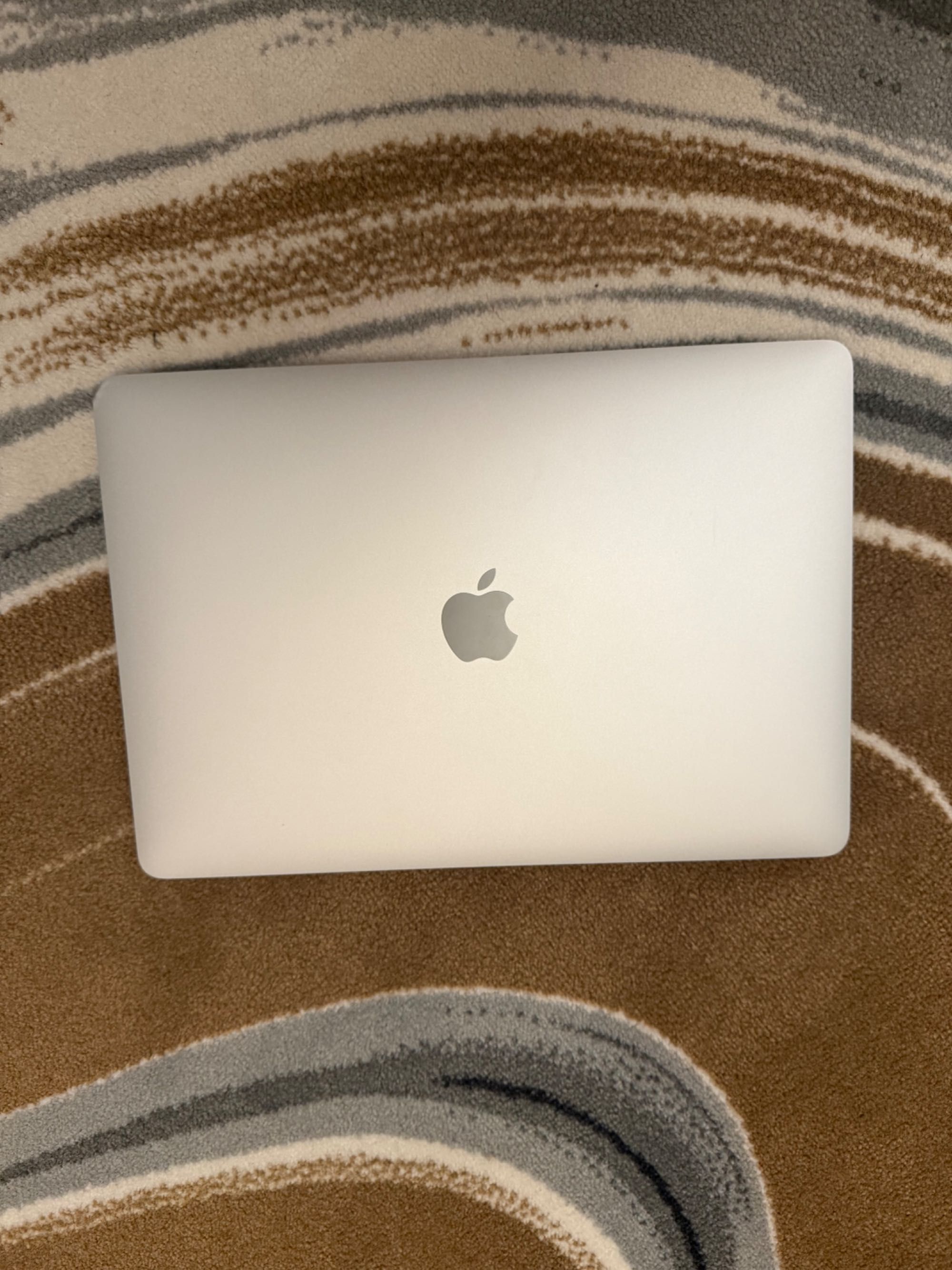 MacBook Air M1 2020 8/256