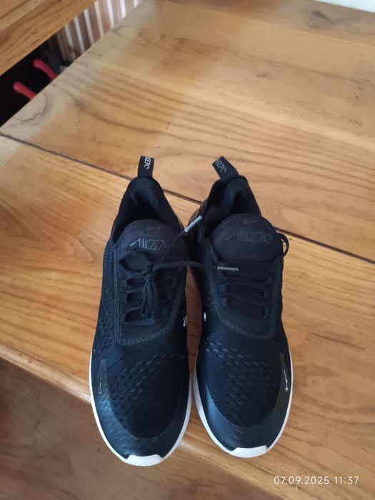 Nike оригінал розмір 42,5