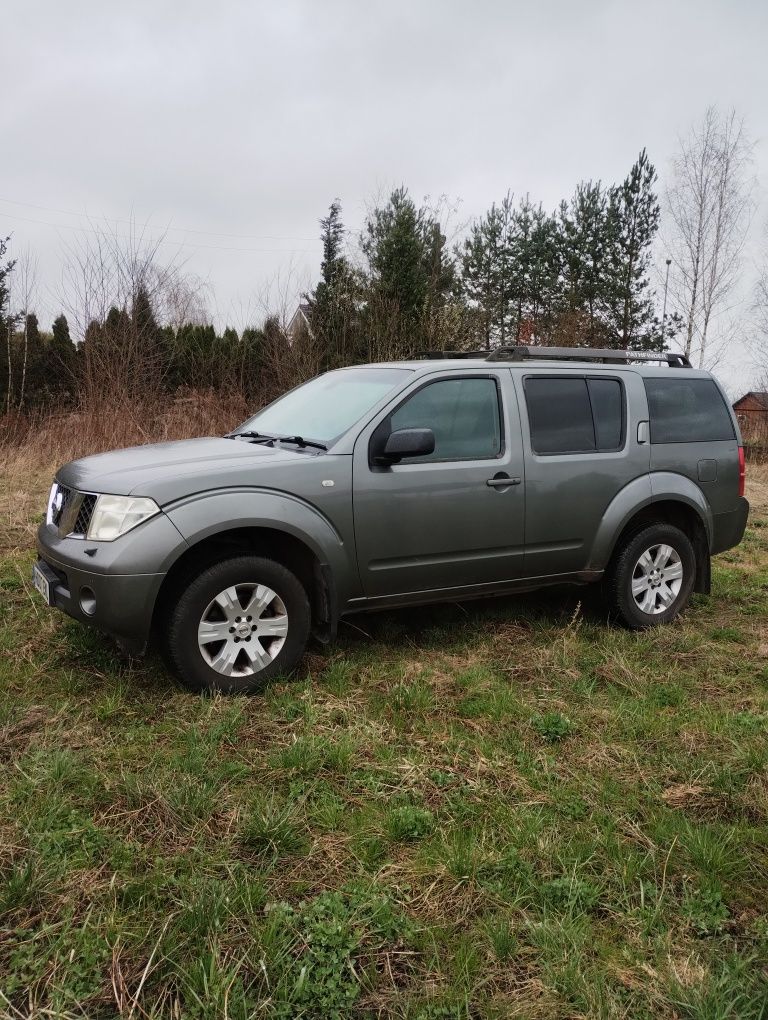 maska błotnik zderzak przód kompletny navara pathfinder navara