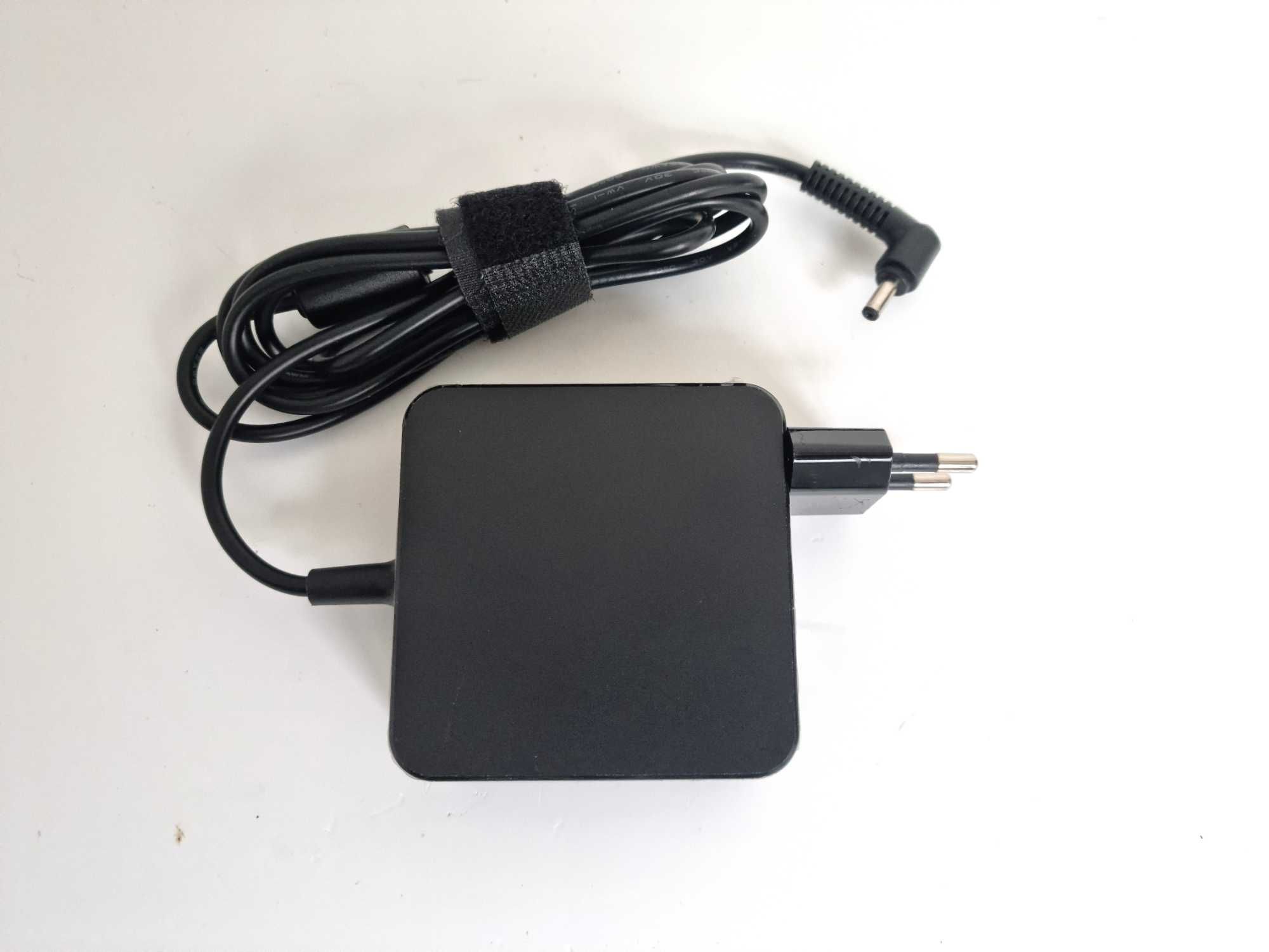 Carregador ASUS 65W 19V 3.42A 4.0x1.35mm