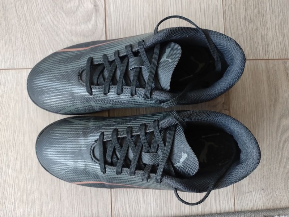 Buty piłkarskie Puma rozm. 35