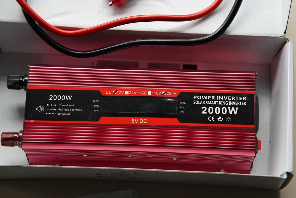 Інвертор, перетворювач напруги KME DC/AC 12-220v, 2000W з LCD дисплеєм