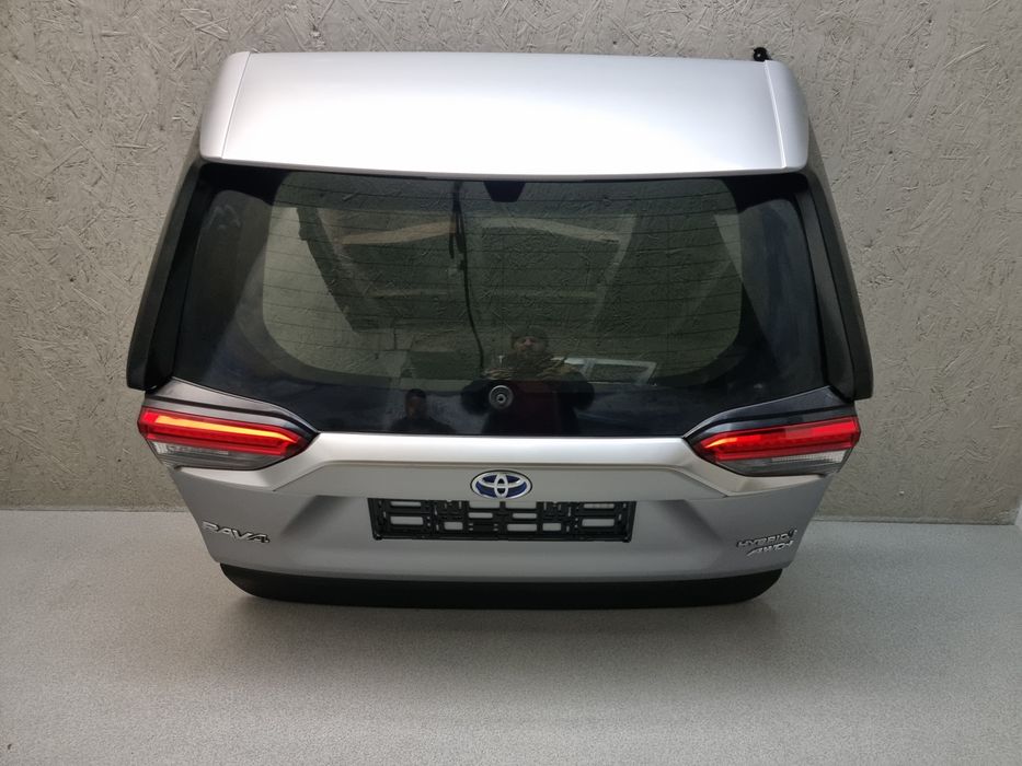 Кришка багажника ляда 1d6 Toyota Rav4 розборка 2019 2020 2021 2022