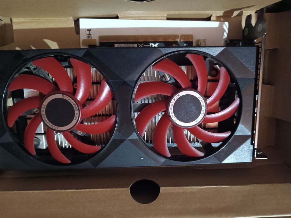 Відеокарта на PC 4GB