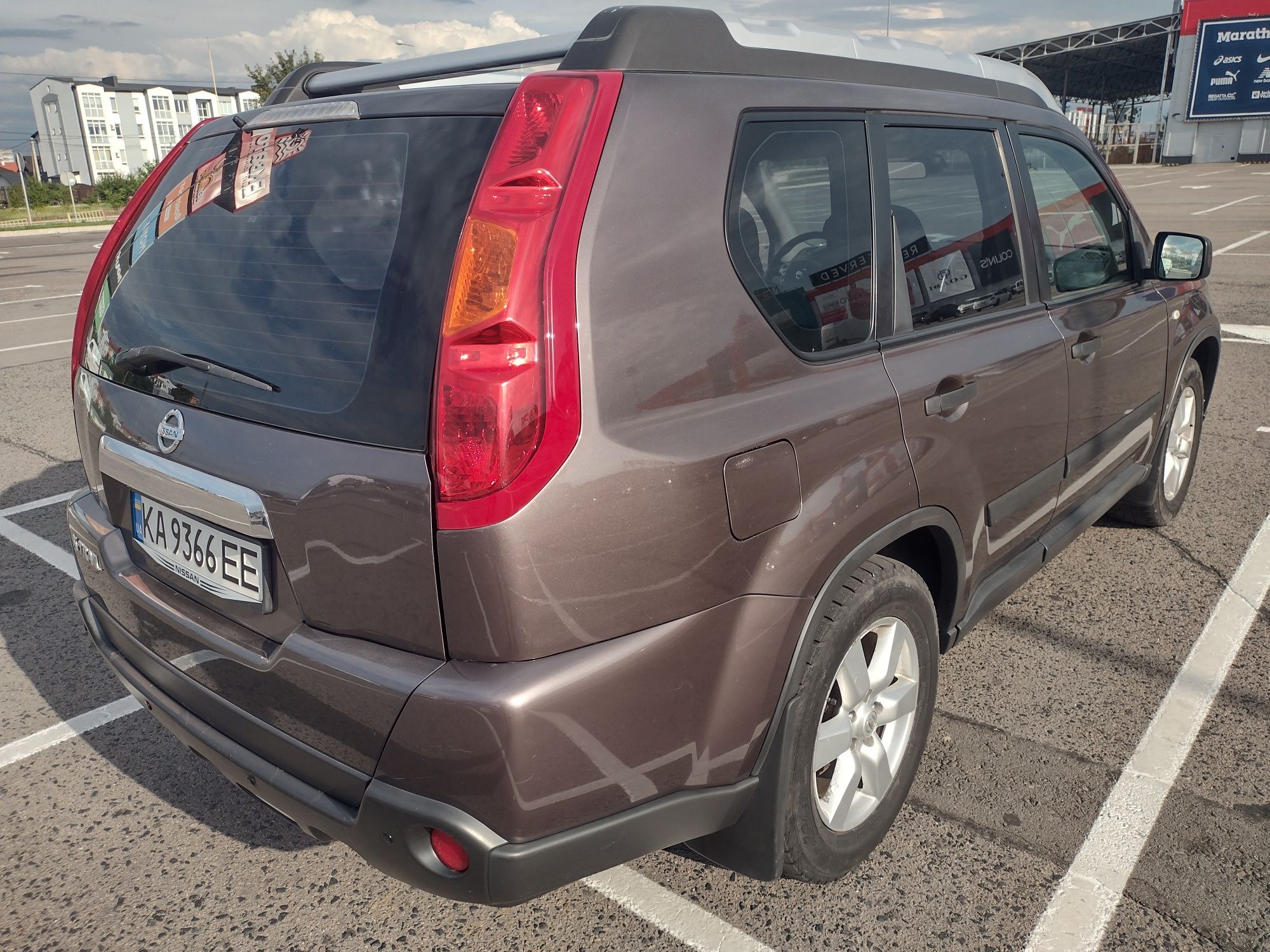 Продам NISSAN x-trail 2.5 газ/бензин