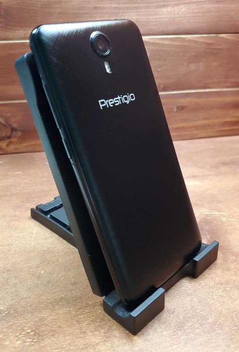 Смартфон Prestigio Muze B7 16 Gb (46699) Уцінка