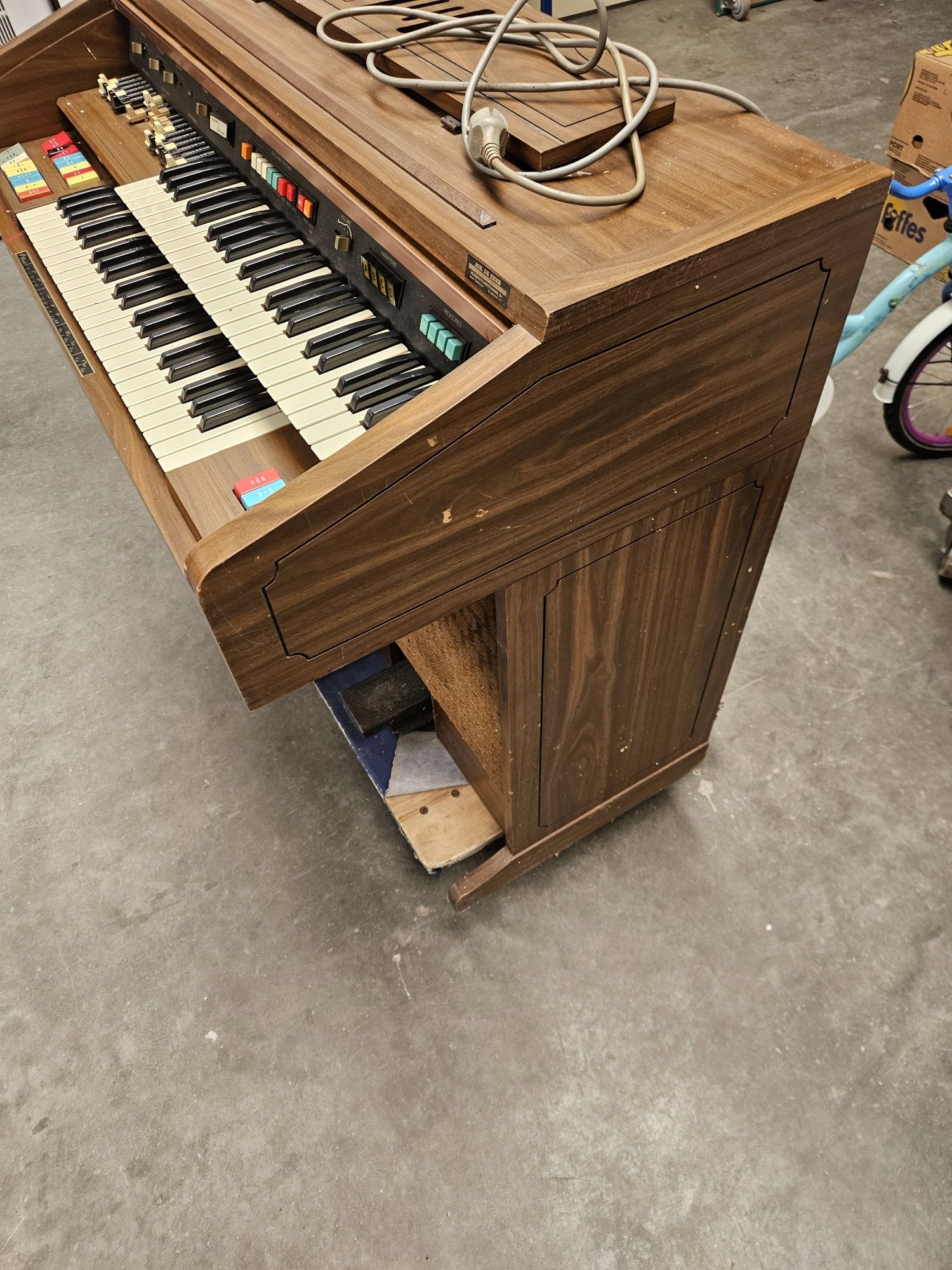 organy nihon hammond Ltd