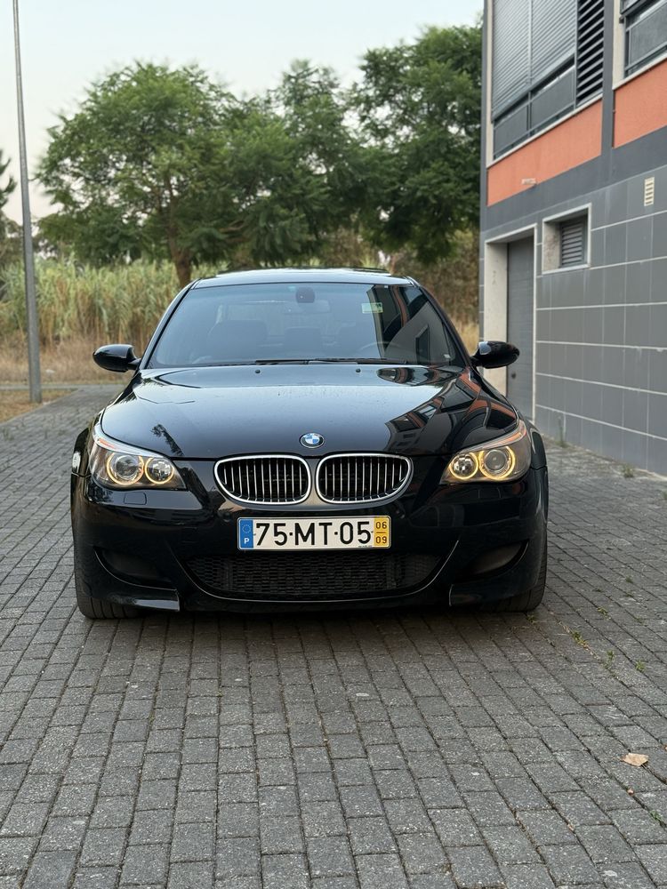 Bmw m5 e60.