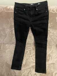 Czarne jeansy meskie