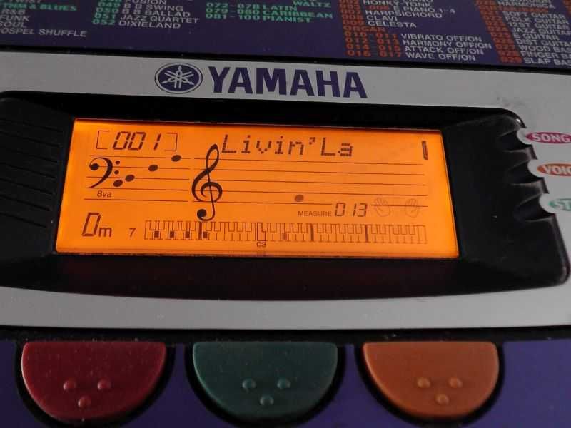 Yamaha PSR-260 z Dynamiczną Klawiaturą i zasilaczem