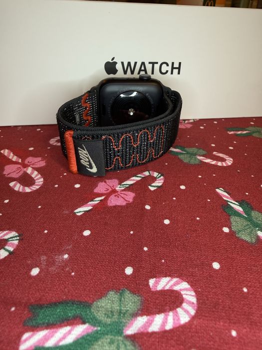 Apple Watch SE3 44mm stan idealny na gwarancji