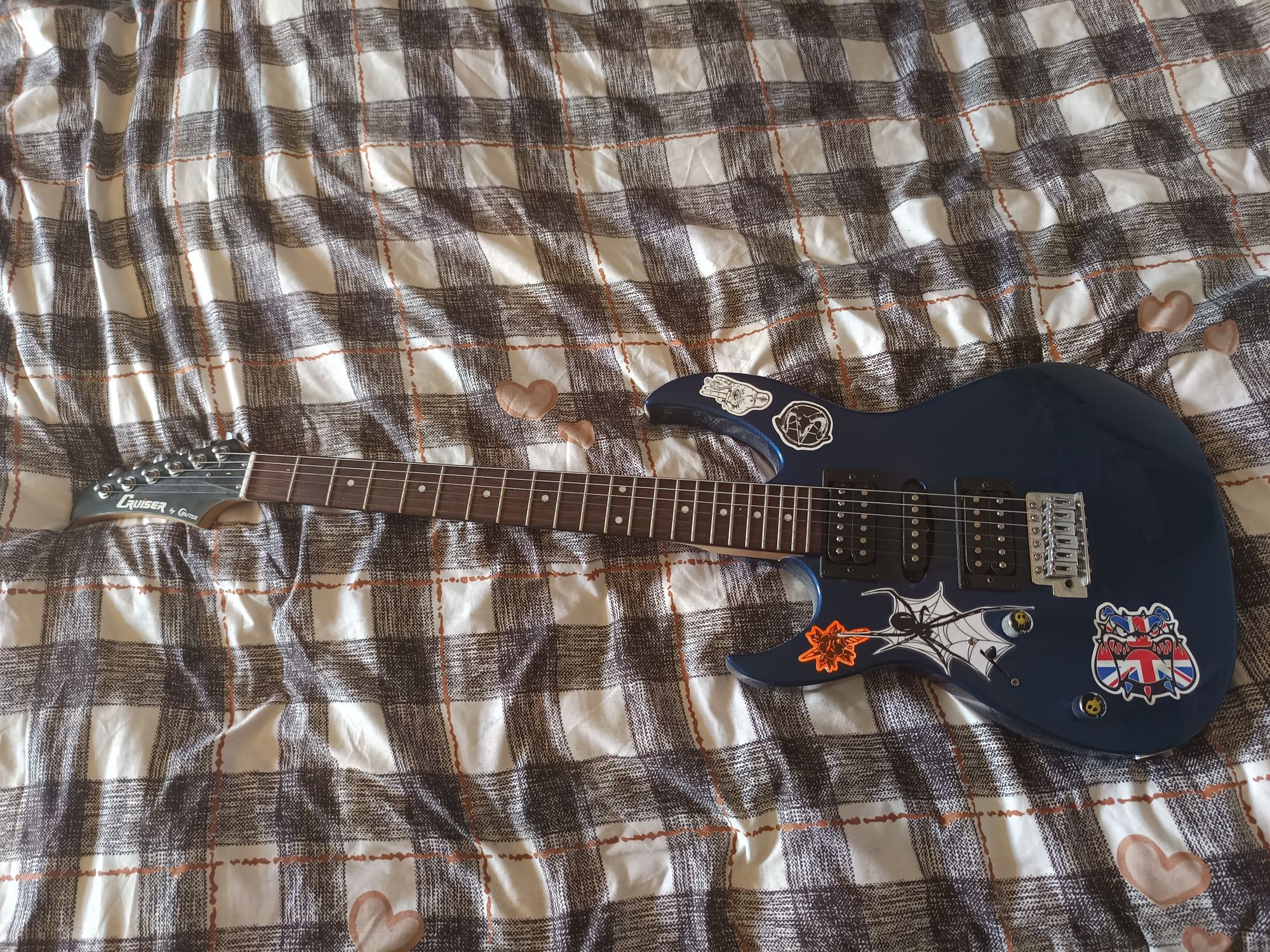 Sprzedam gitarę cruiser by crafter elektryczna leworęczna