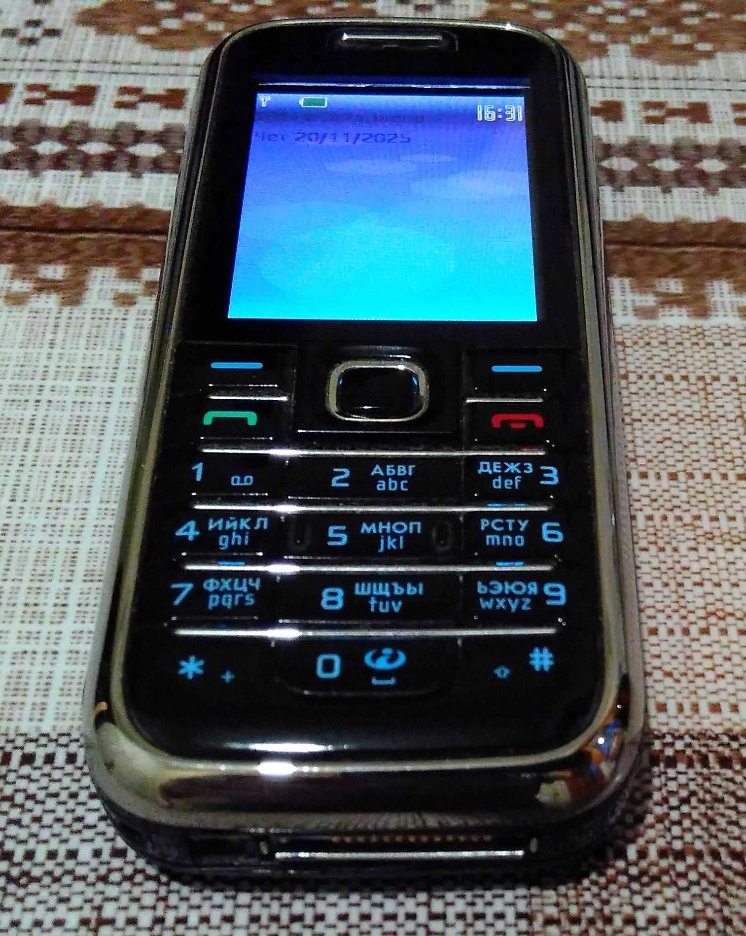 Продаю оригінальний мобільний телефон ''Nokia 6233'' у доброму стані
