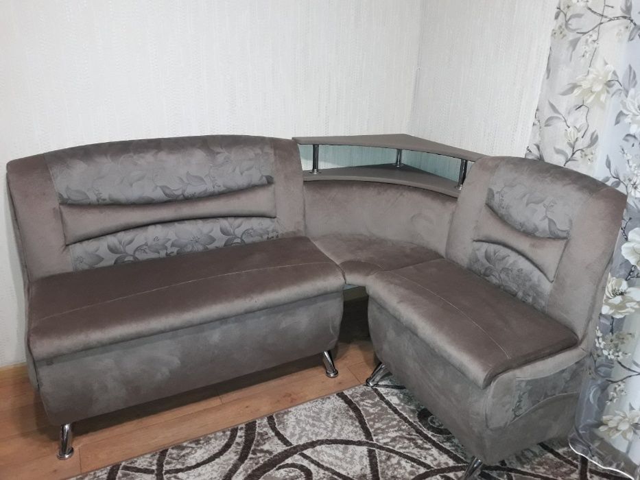 перетяжка,ремонт мягкой мебели