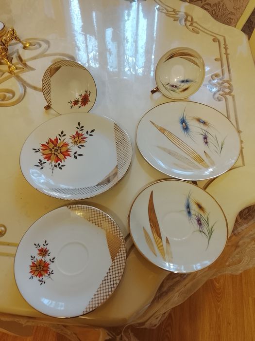 Фарфоровые чайные комплект