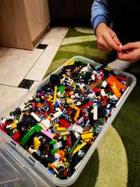 Продам коробку LEGO 5 кілограм