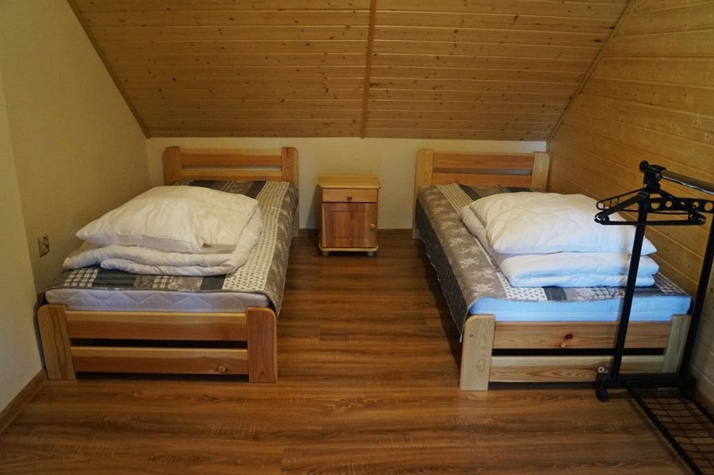 Domki   całoroczne do wynajęcia z widokiem na jezioro wolne terminy