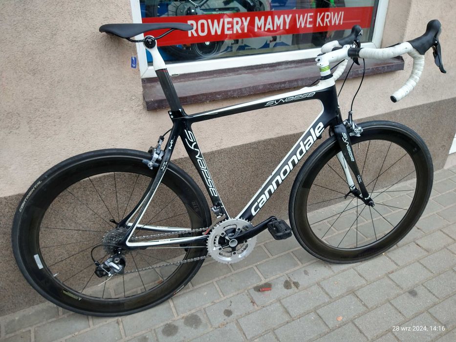 Rower szosowy cannondale synapse carbon