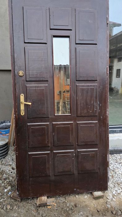 Drzwi z demontażu, drewniane, grube, masywne. Do garażu, stodoły itd.