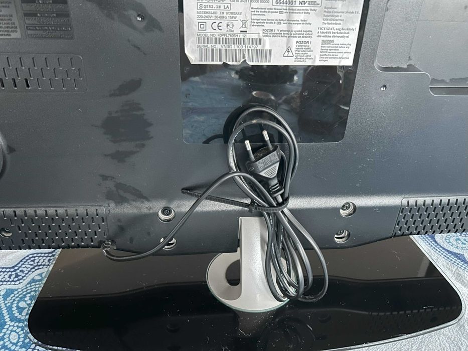 Telewizor Philips 40 cali Ambilight Full HD 40PFL7605H/12