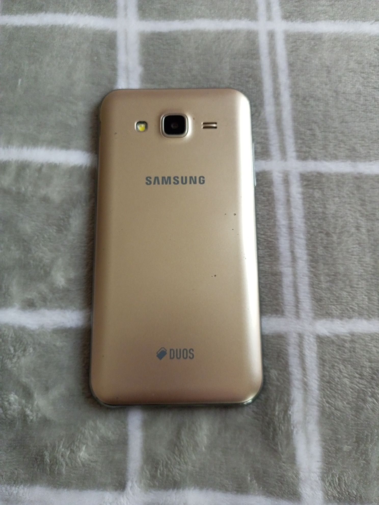 Смартфон Samsung у гарному стані