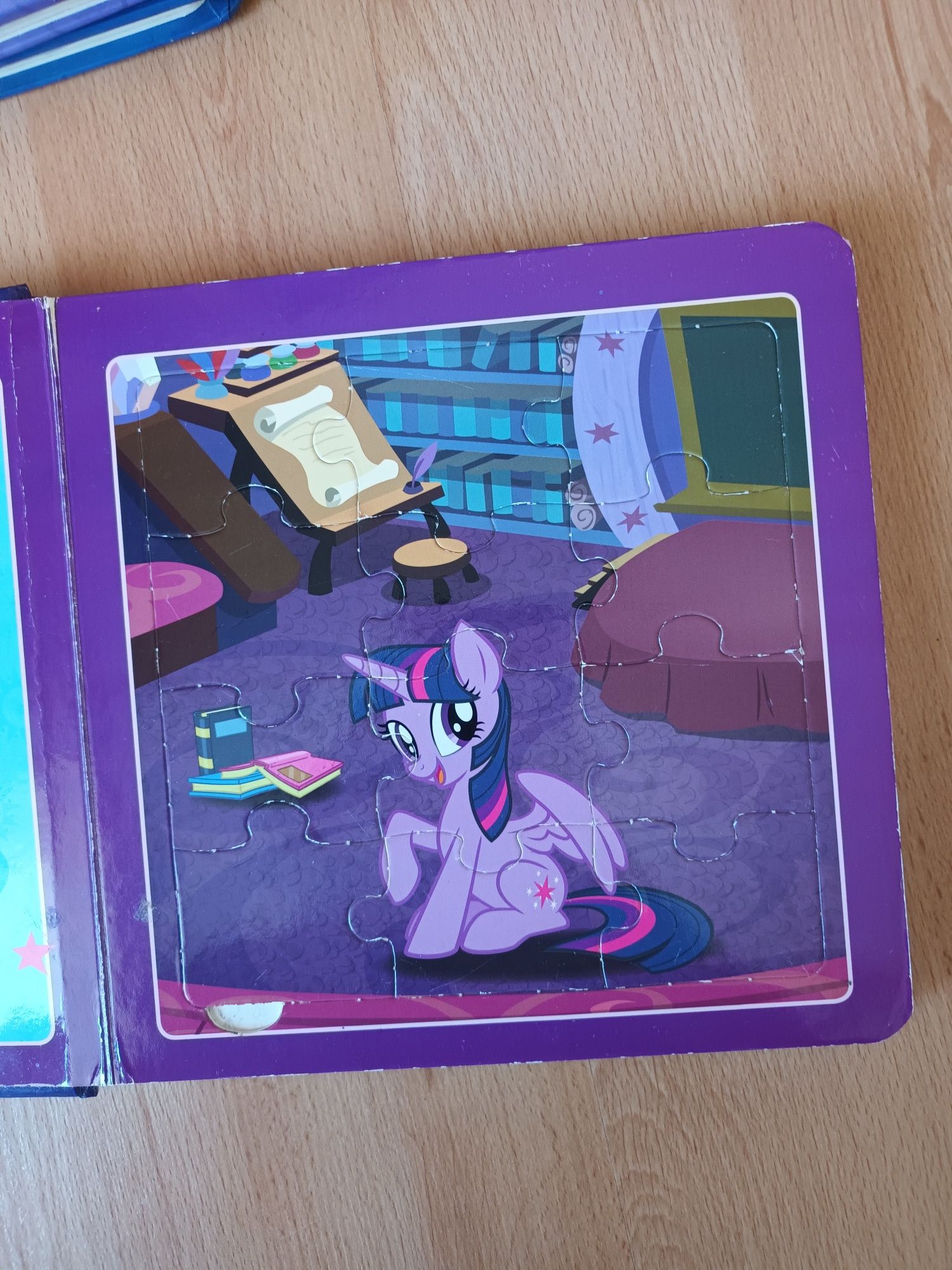 Książka puzzle Psi patrol My Little pony