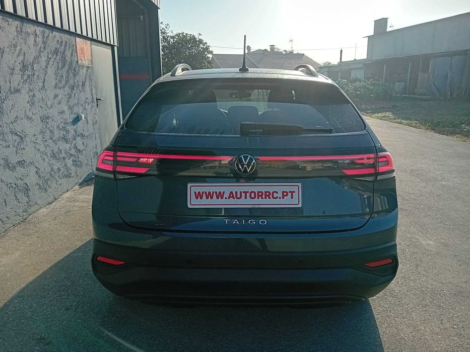 VW Taigo 1.0 TSI Urban ( pequeno sinistro )