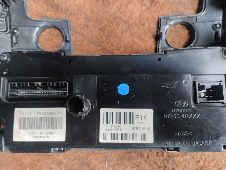 Панель клімат-контроль Hyundai Sonata YF hybrid 11-14 97250-4R100