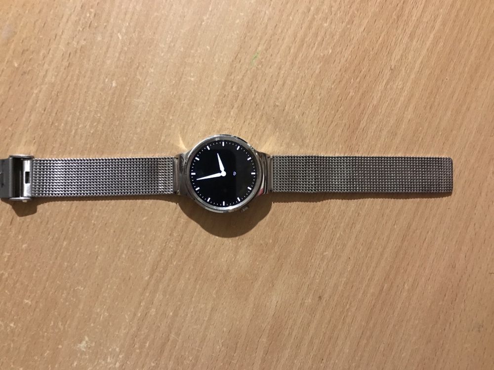Крутые часы Huawei Watch